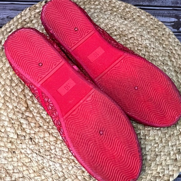 Bongo Women's Red Crochet Flower Cut Out Round Toe Flat Shoes Size 10 Vintage - Picture 12 of 12
